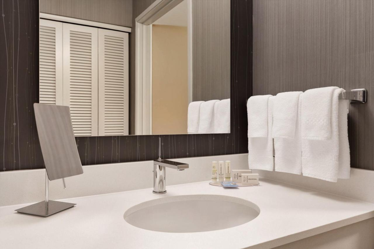 Queen Room with Two Queen Beds - Non-Smoking at Courtyard by Marriott Topeka