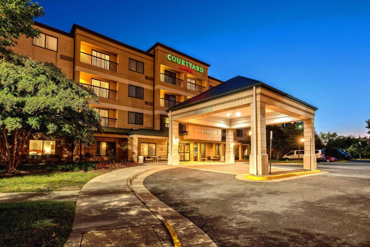 | Courtyard by Marriott Springfield