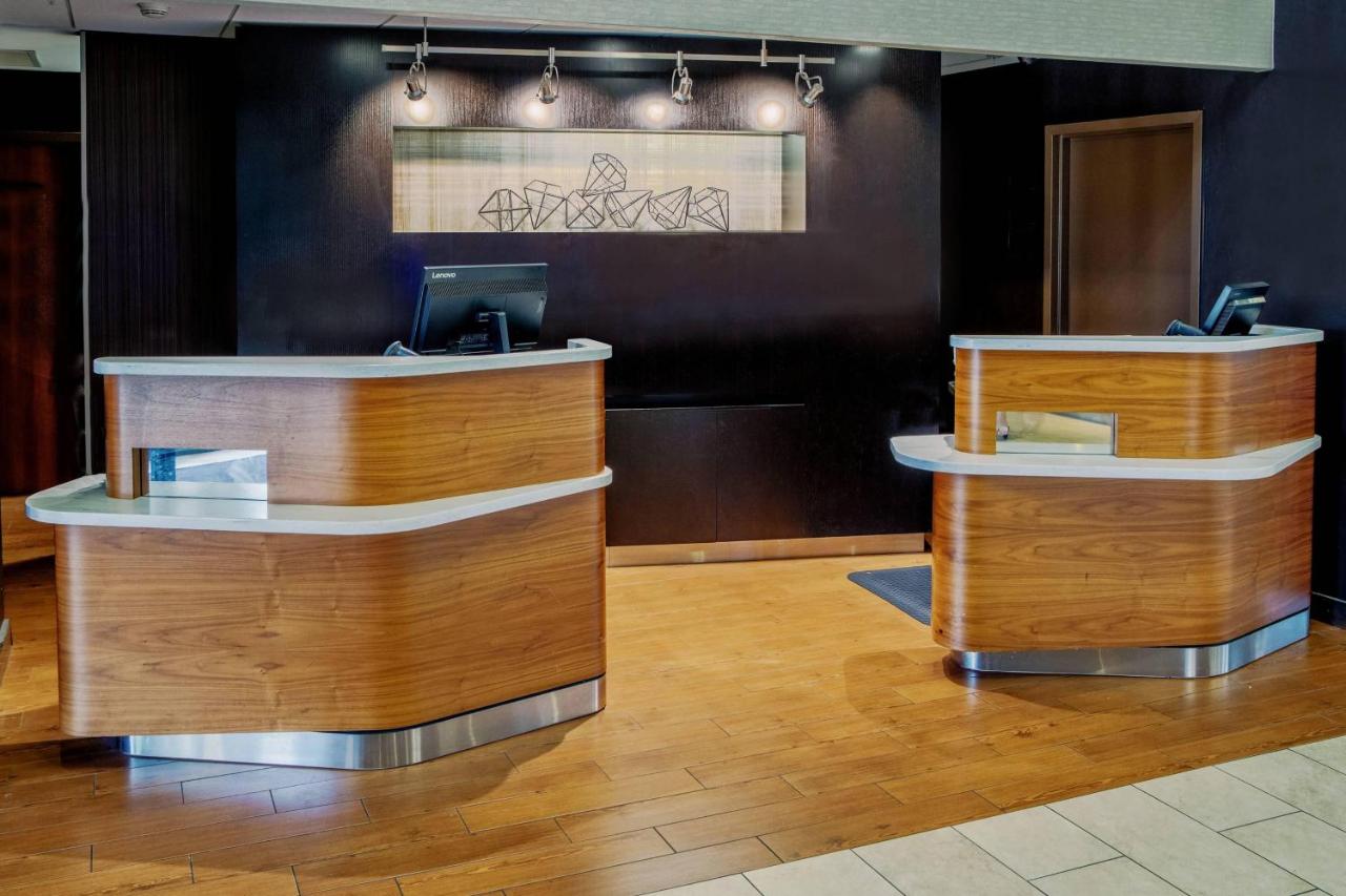  | Courtyard by Marriott Springfield