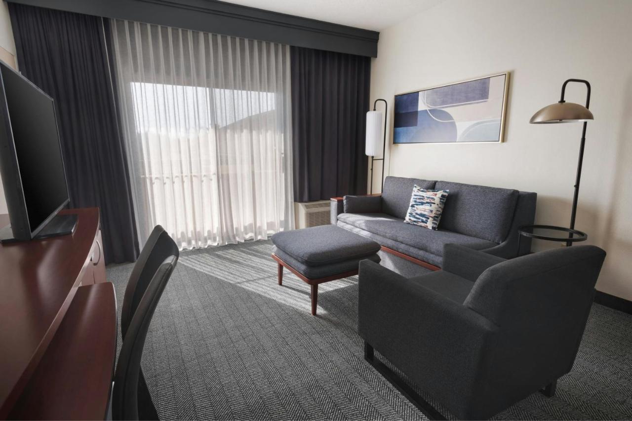  | Courtyard by Marriott New Carrollton