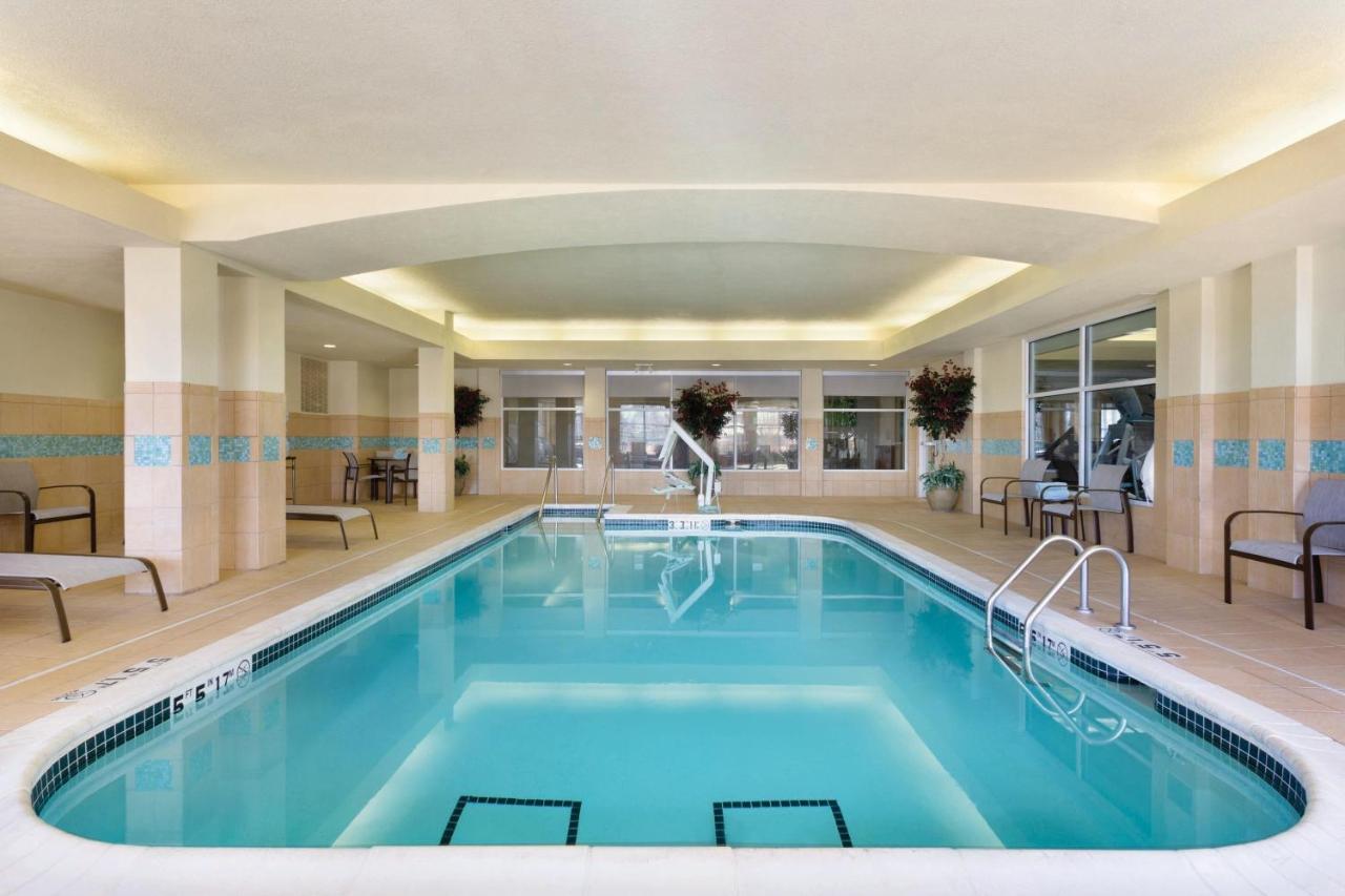 | Courtyard by Marriott Fort Smith Downtown
