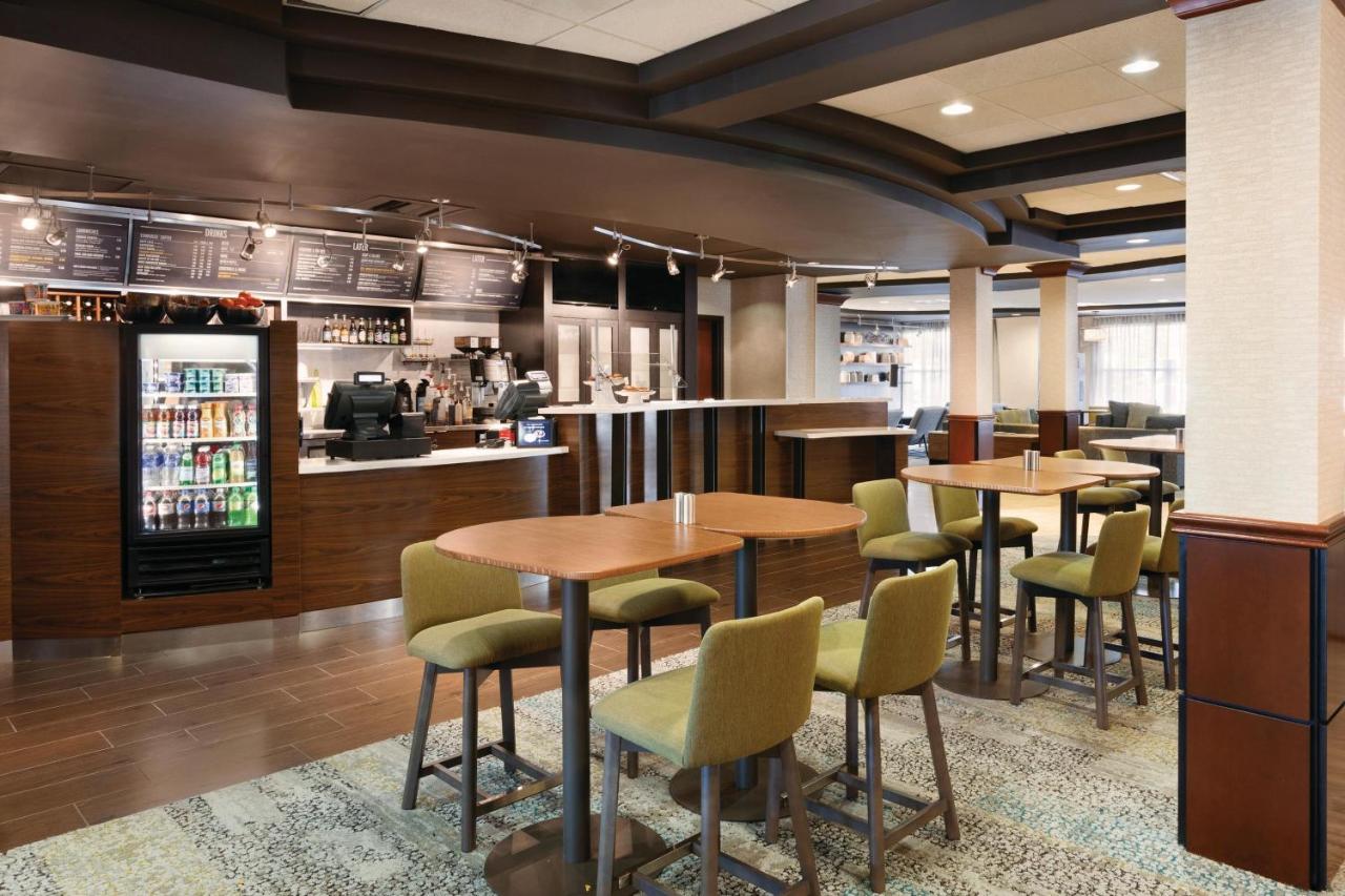 | Courtyard by Marriott Fort Smith Downtown