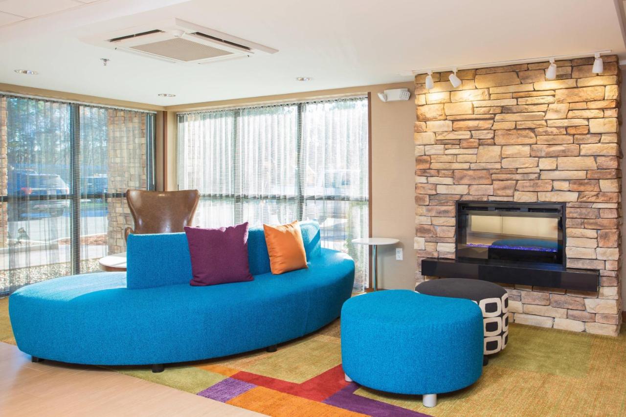 | Fairfield by Marriott Inn & Suites Raynham Middleborough/Plymouth