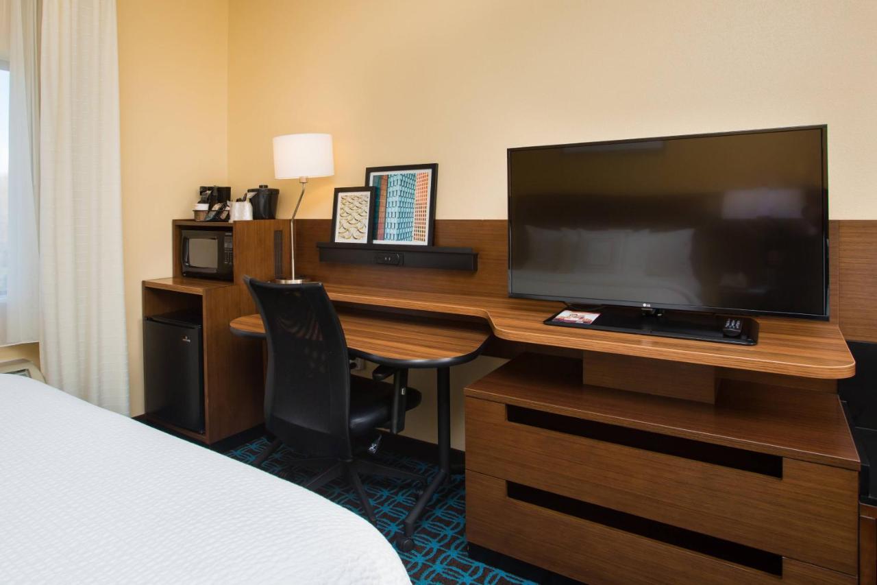 | Fairfield by Marriott Inn & Suites Raynham Middleborough/Plymouth