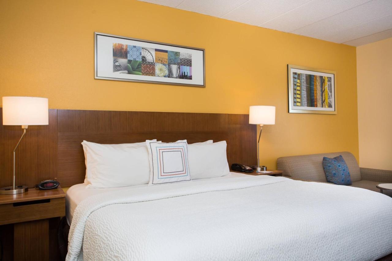 | Fairfield by Marriott Inn & Suites Raynham Middleborough/Plymouth