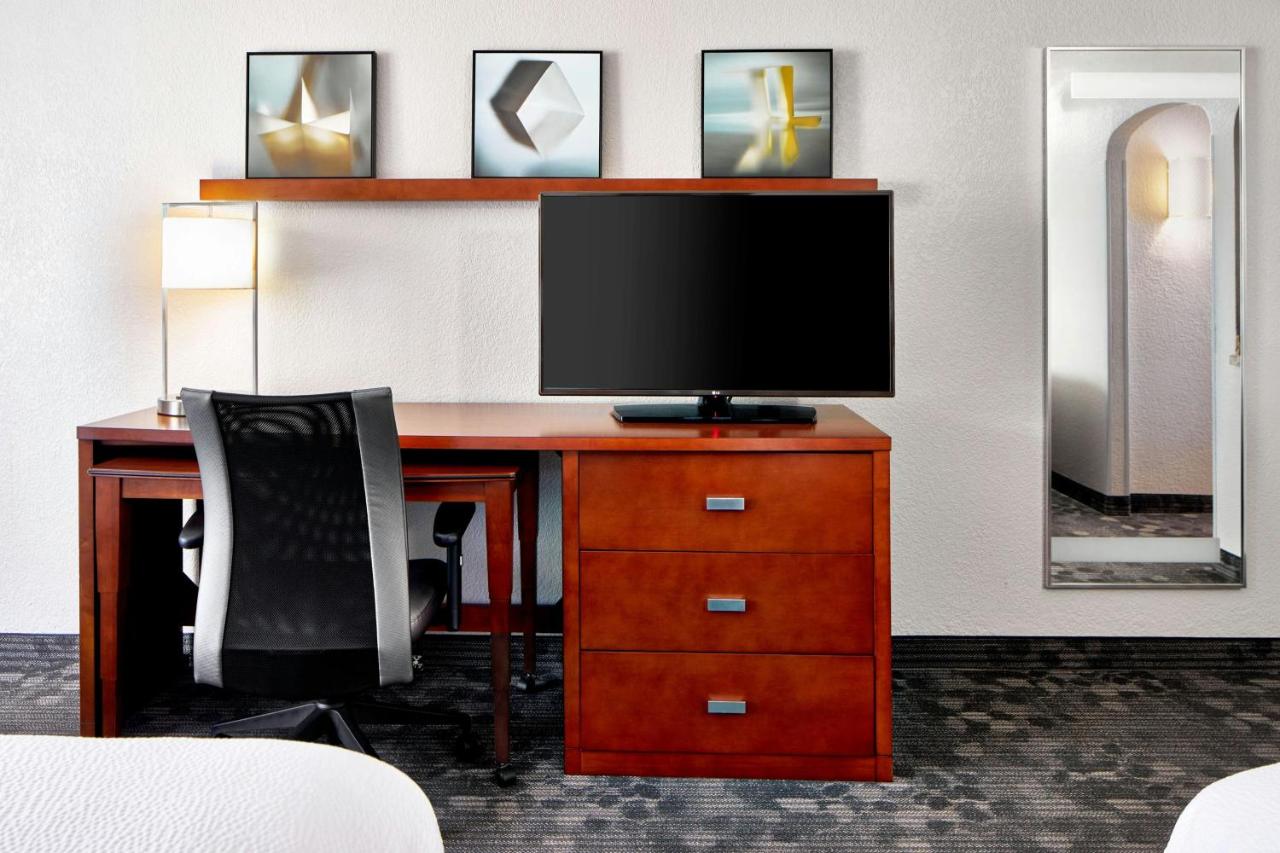  | Courtyard Rochester East / Penfield