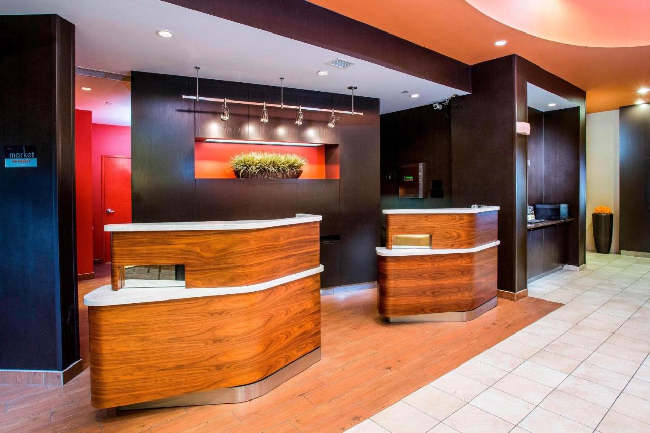 | Courtyard by Marriott Peoria