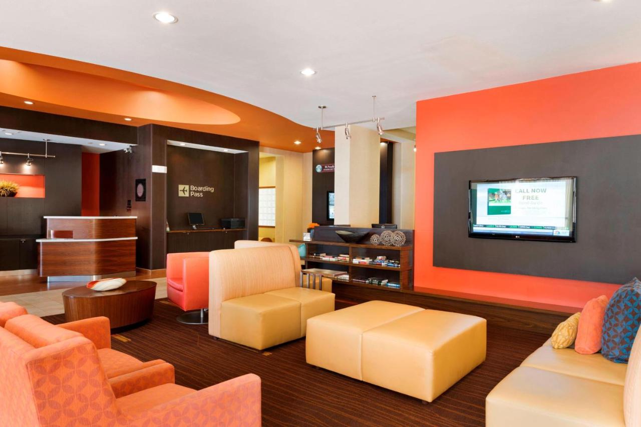 | Courtyard by Marriott Peoria
