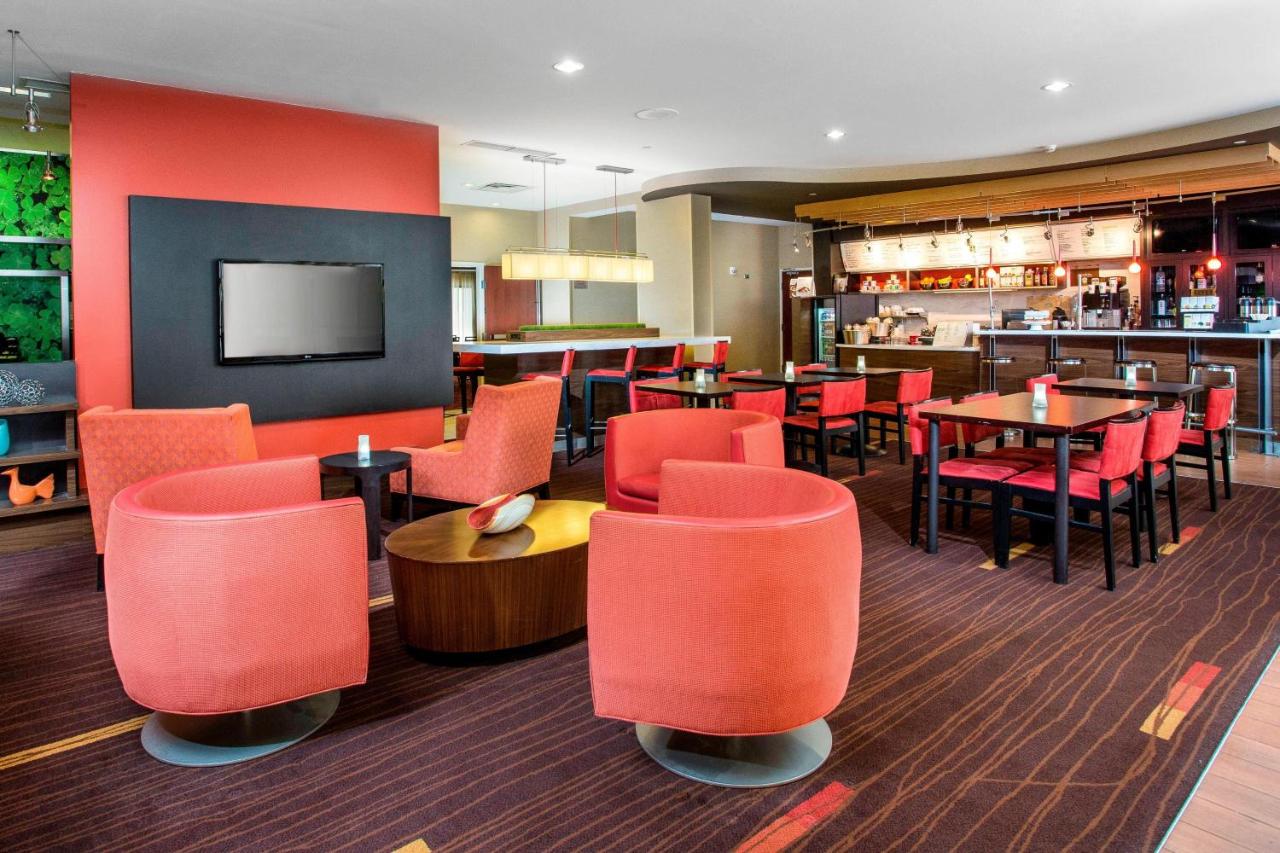 | Courtyard by Marriott Peoria