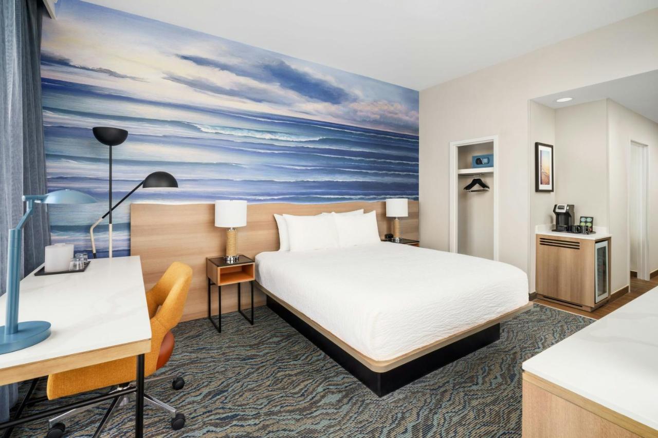  | Courtyard by Marriott Fort Lauderdale Beach