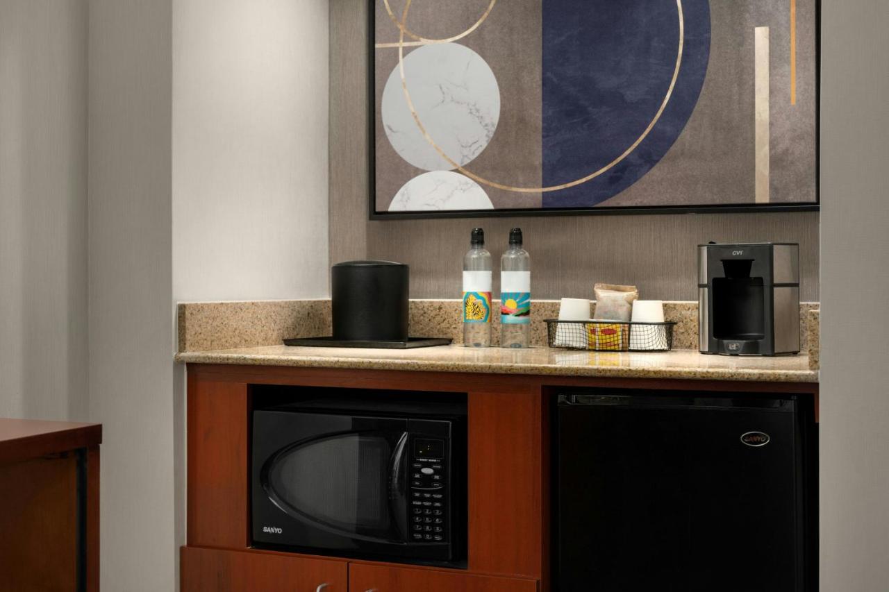 | Courtyard by Marriott Portland Beaverton