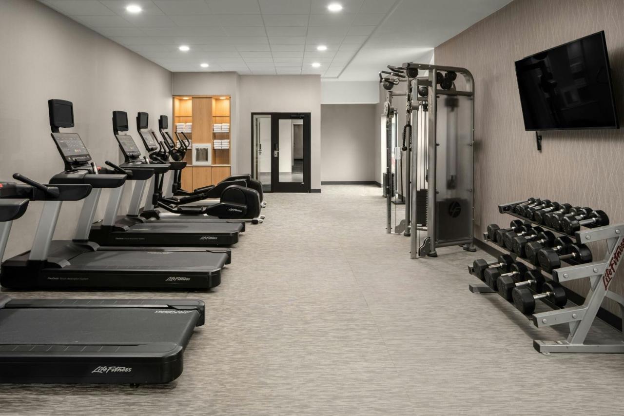 | Courtyard by Marriott Portland Beaverton
