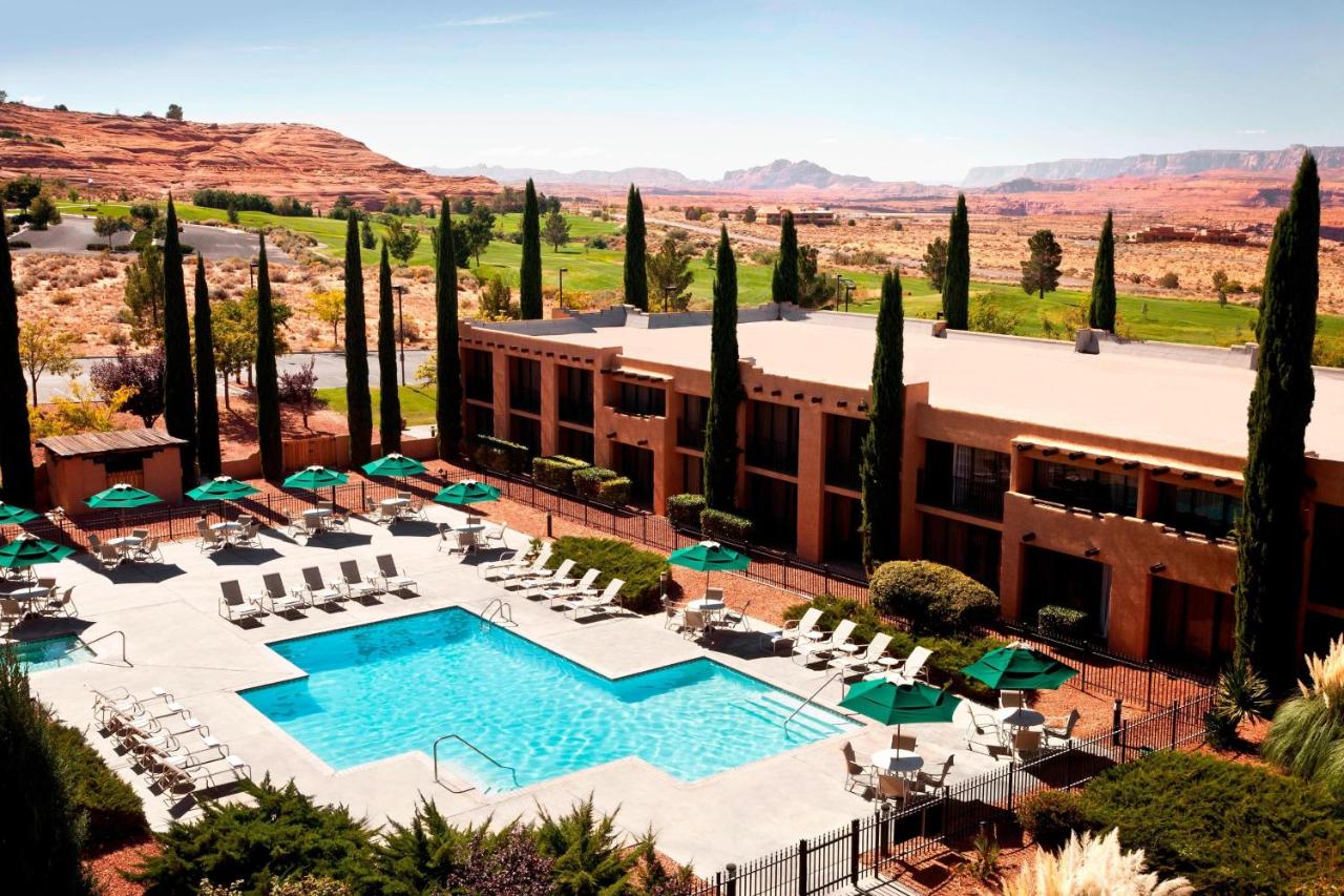 | Courtyard Page at Lake Powell