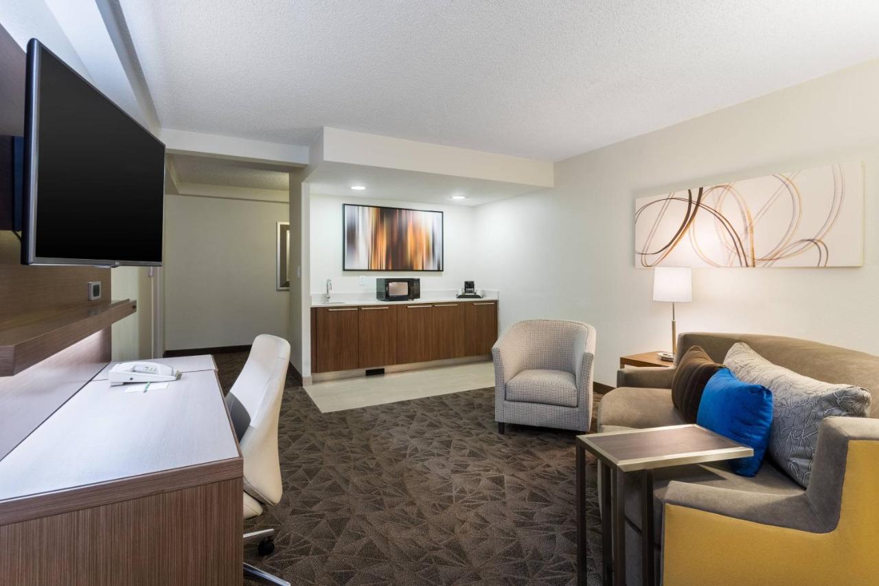  | Courtyard Miami Downtown Brickell Area