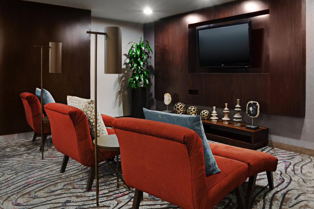 | Courtyard Miami Downtown Brickell Area