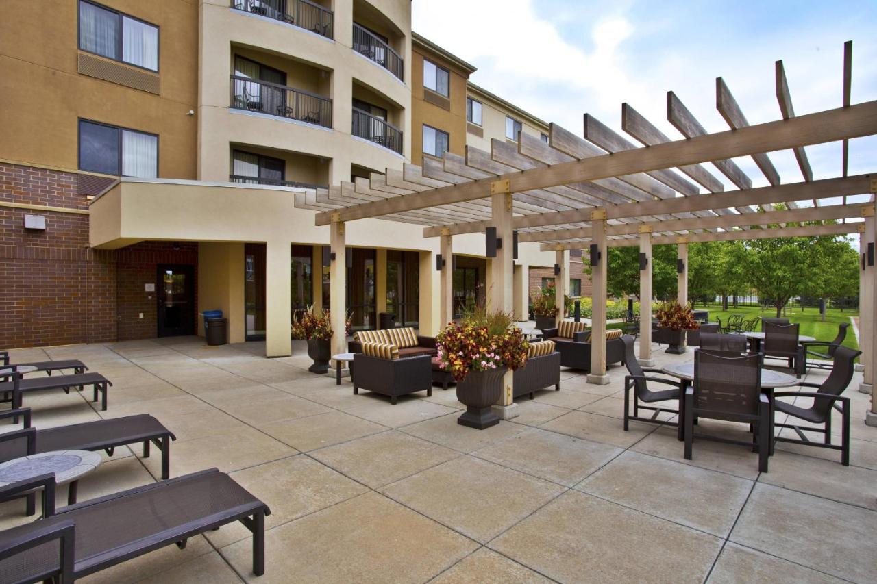 | Courtyard by Marriott Madison West Middleton