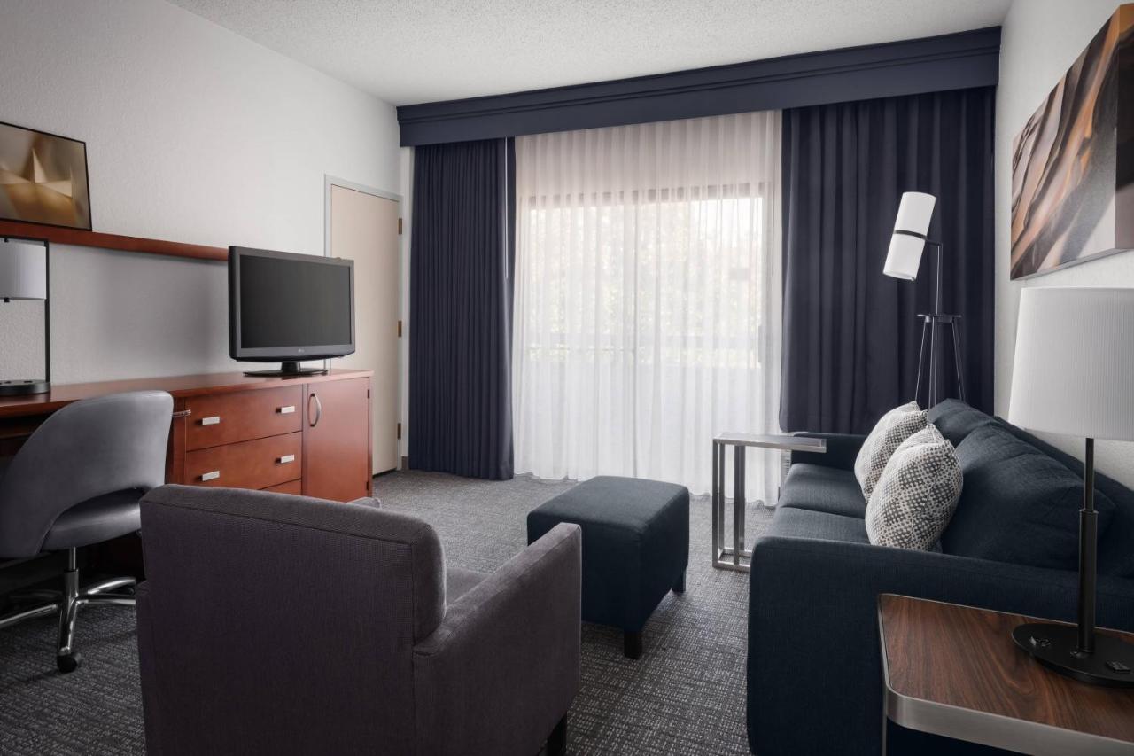  | Courtyard by Marriott Rockville