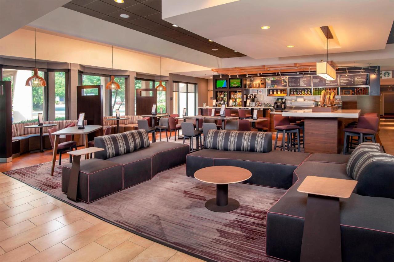 | Courtyard by Marriott Rockville