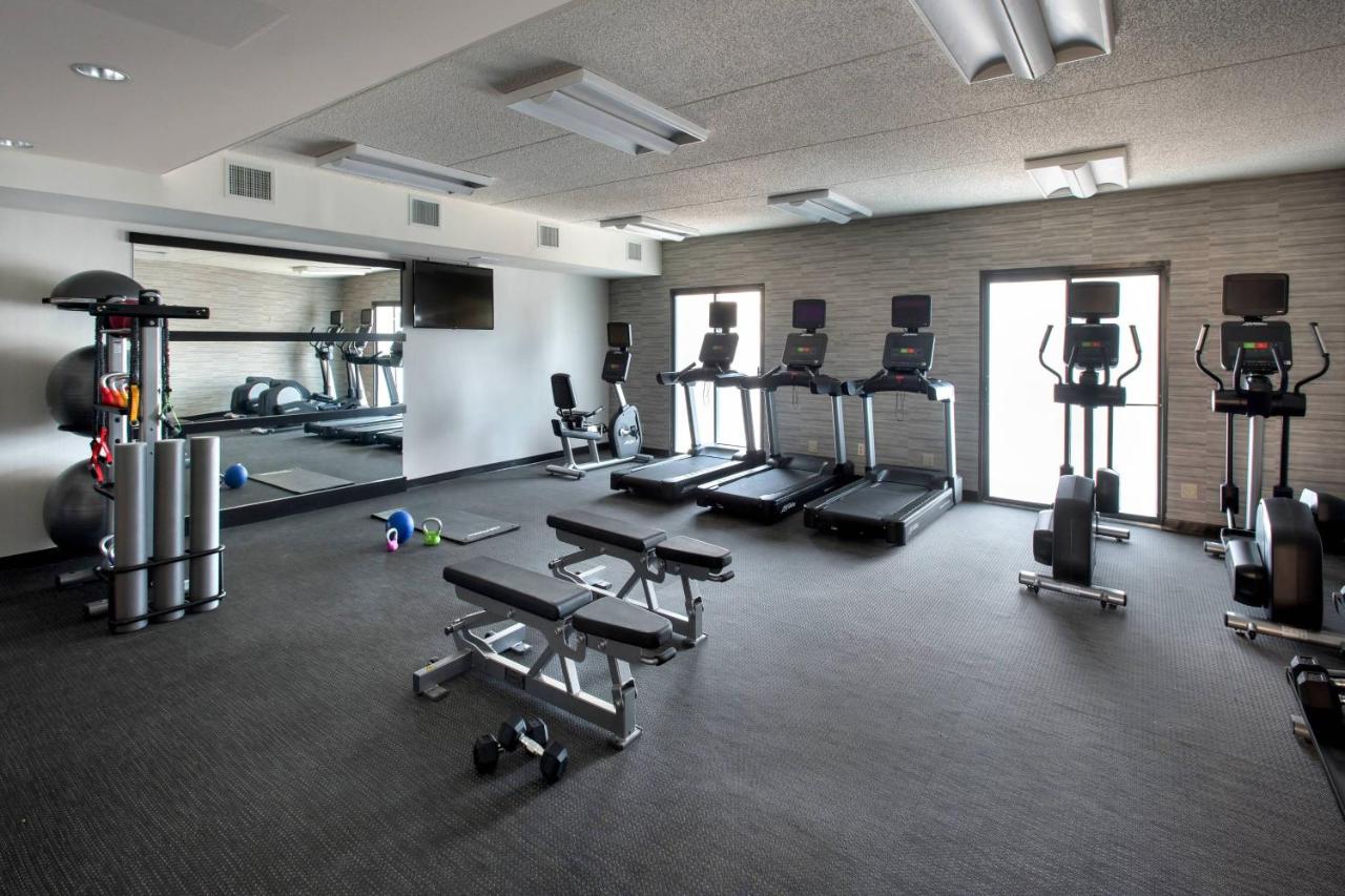 | Courtyard by Marriott Rockville