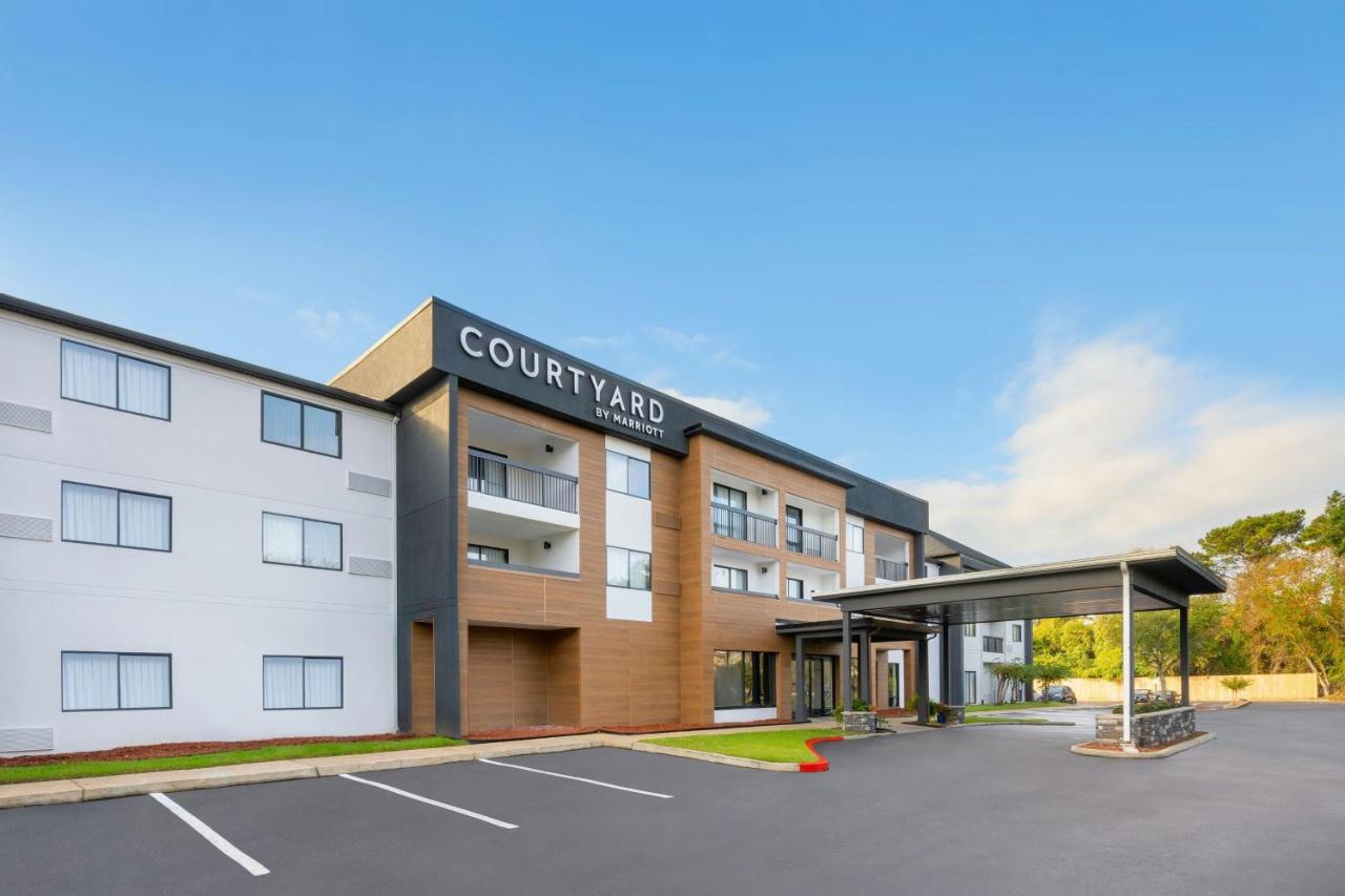| Courtyard Mobile