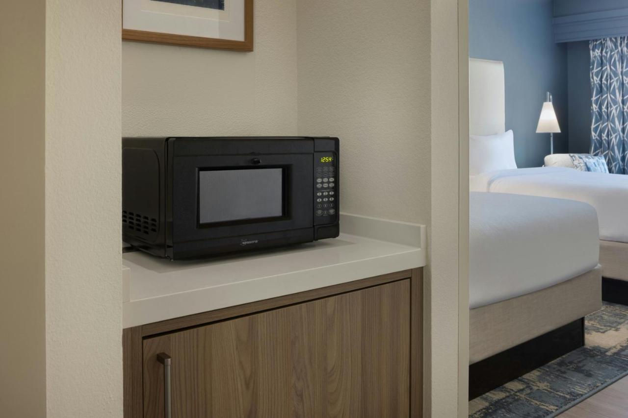 Queen Room with Two Queen Beds at Courtyard by Marriott Sandestin at Grand Boulevard
