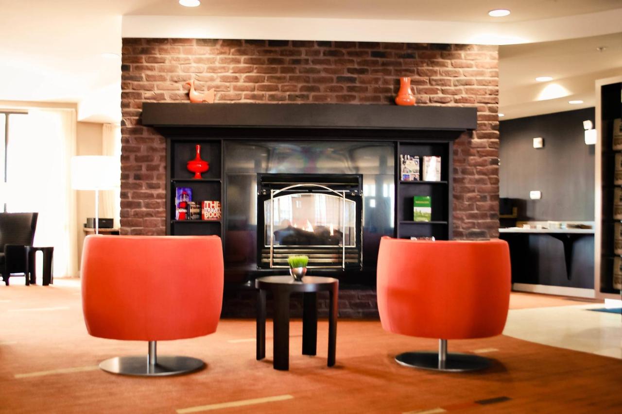 | Courtyard Salina