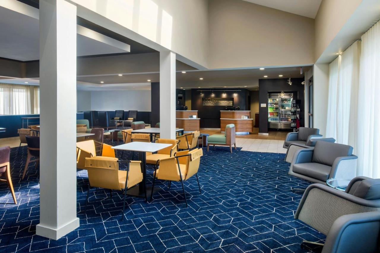 | Courtyard by Marriott Phoenix North