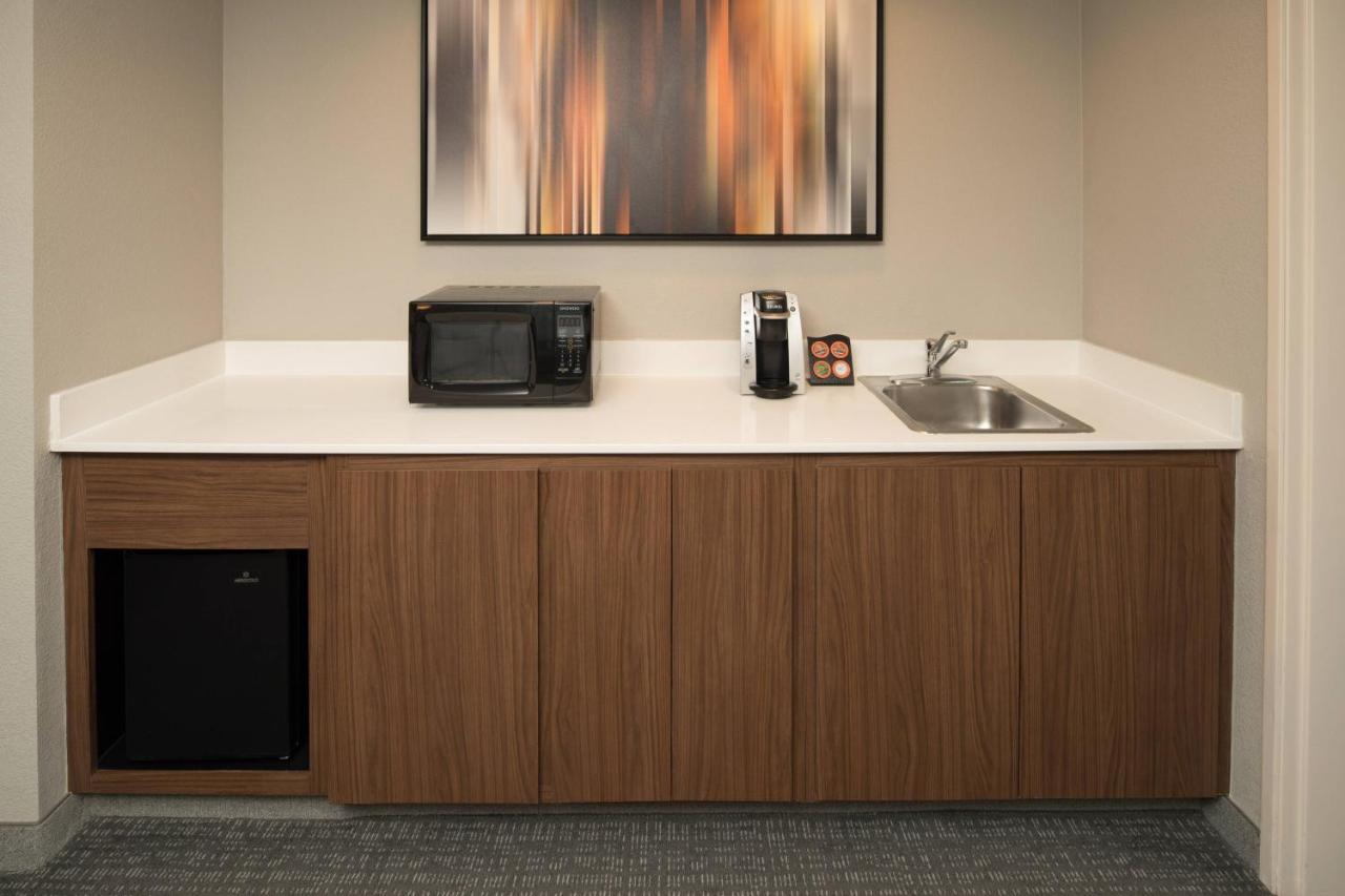 | Courtyard by Marriott Portland North