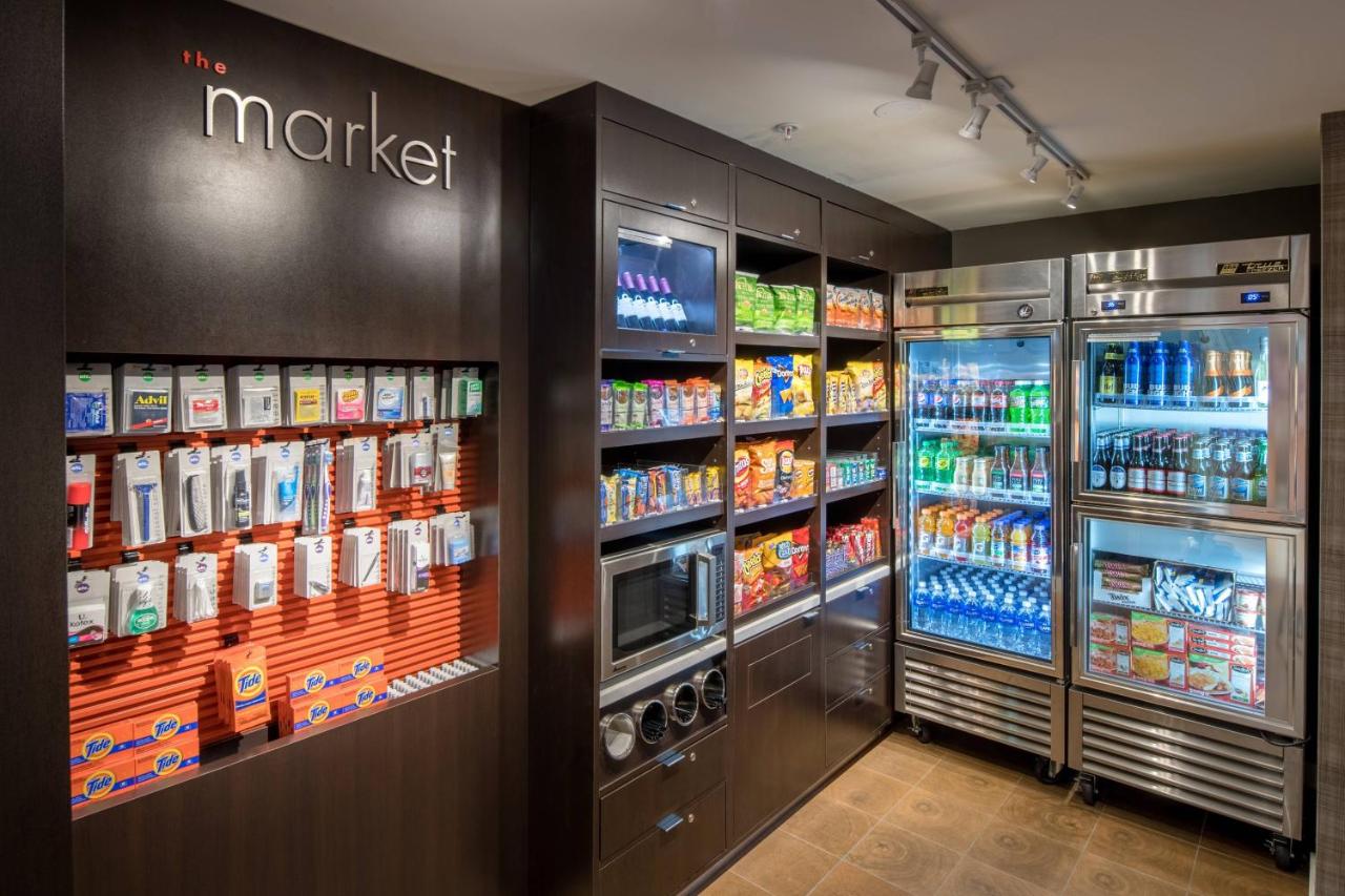 | Courtyard by Marriott Portland North