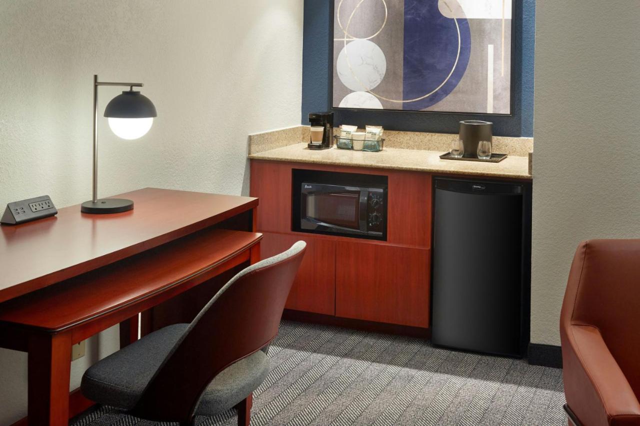  | Courtyard by Marriott Fort Lauderdale Plantation