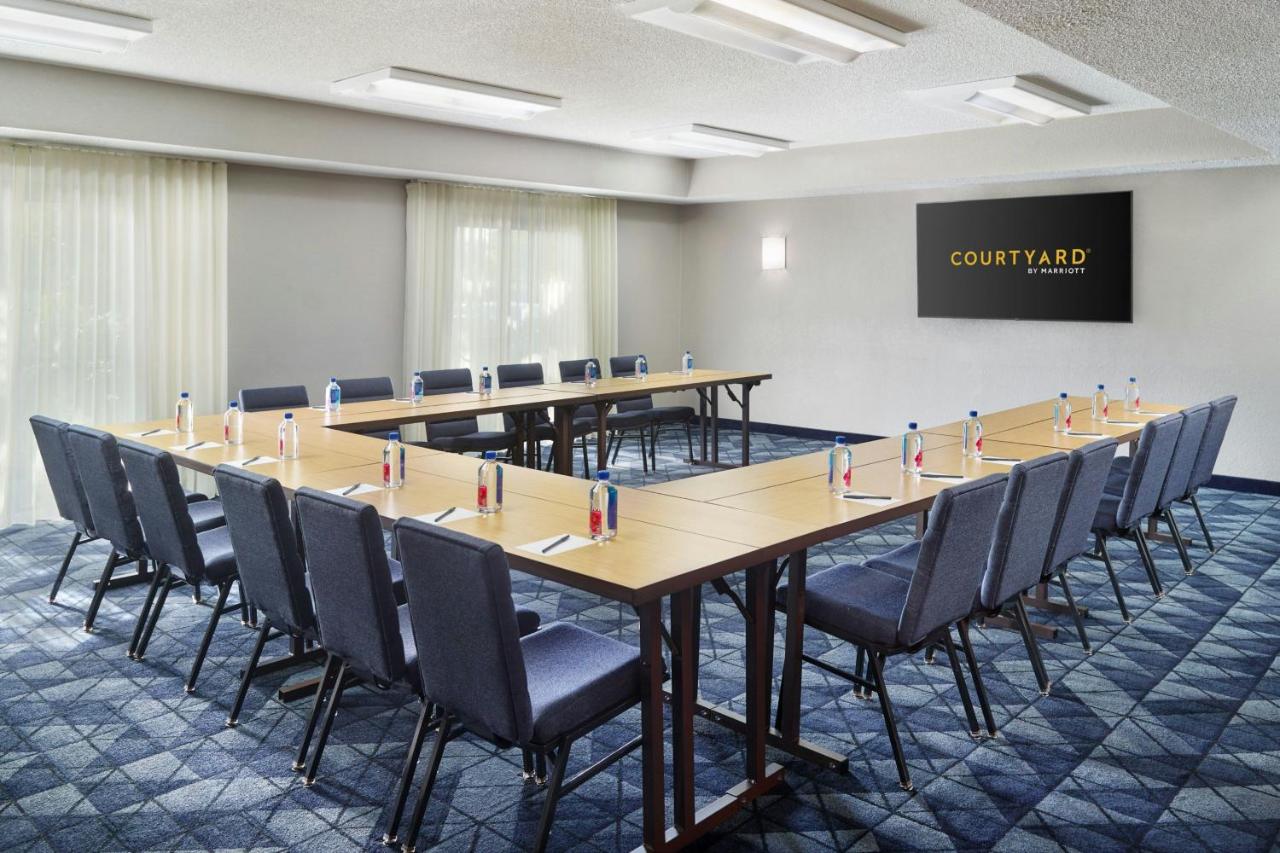  | Courtyard by Marriott Fort Lauderdale Plantation