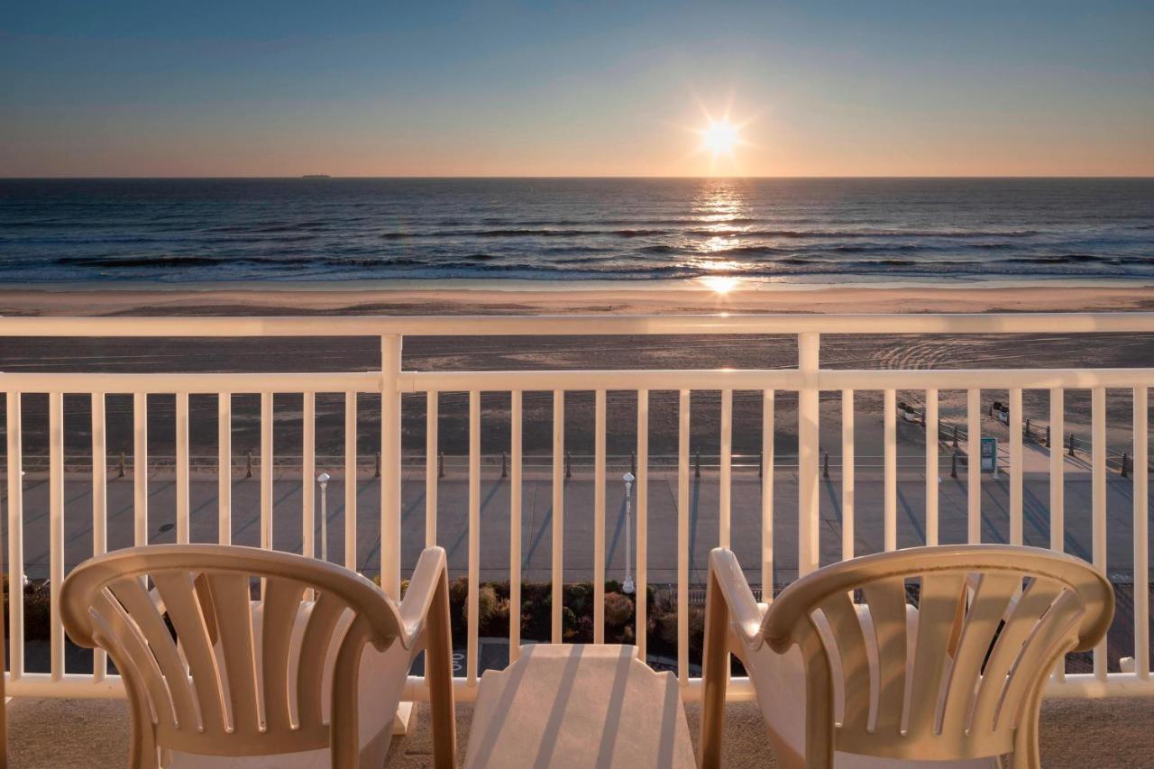 | Courtyard by Marriott Virginia Beach Oceanfront/North 37th Street