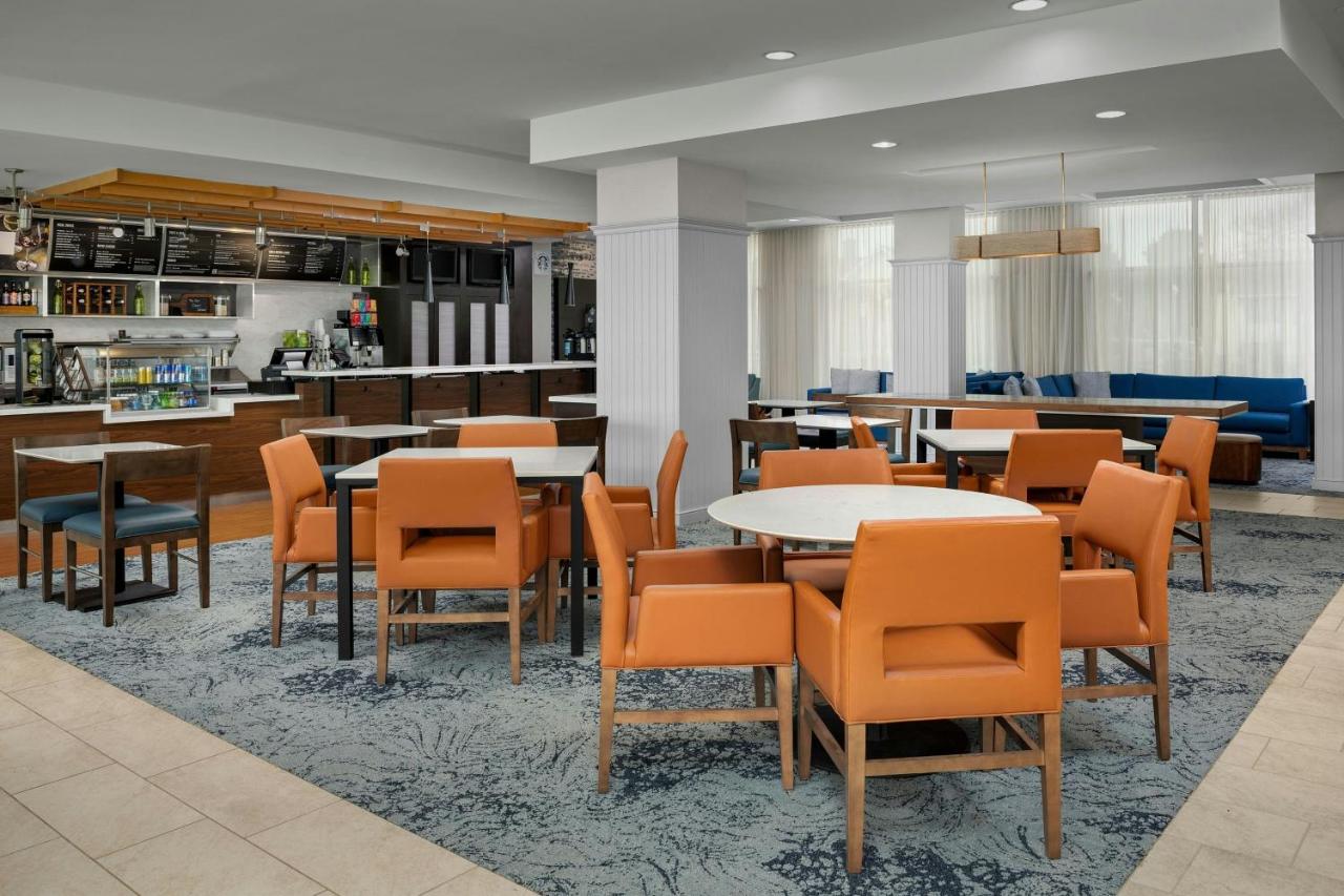| Courtyard by Marriott Virginia Beach Oceanfront/North 37th Street