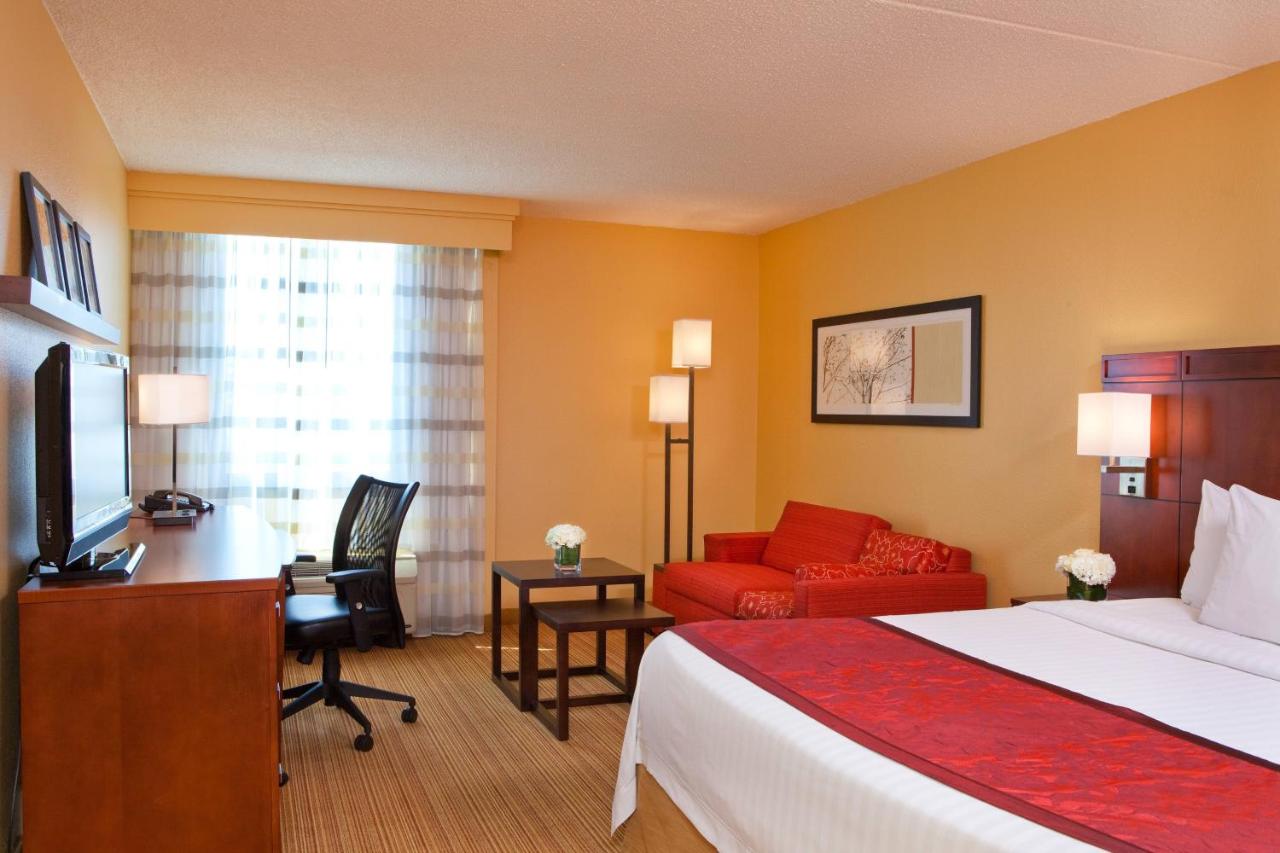 King Room at Hotel Pentagon South
