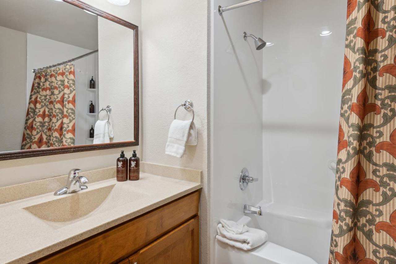 Studio Apartment at Falcon Point