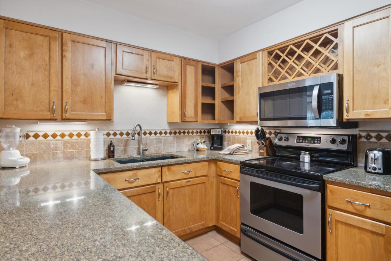 Two-Bedroom Apartment at Falcon Point