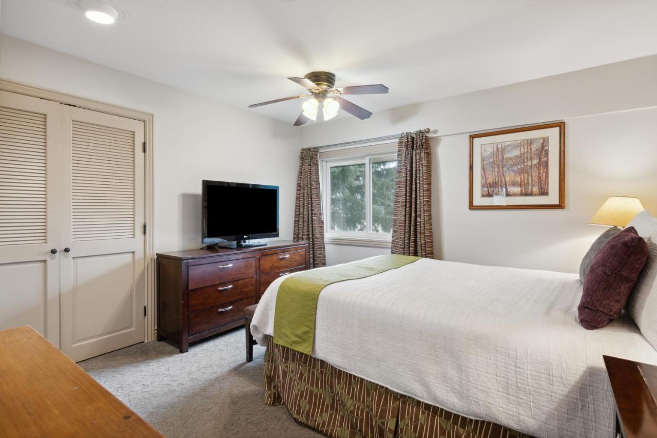 Two-Bedroom Apartment at Falcon Point