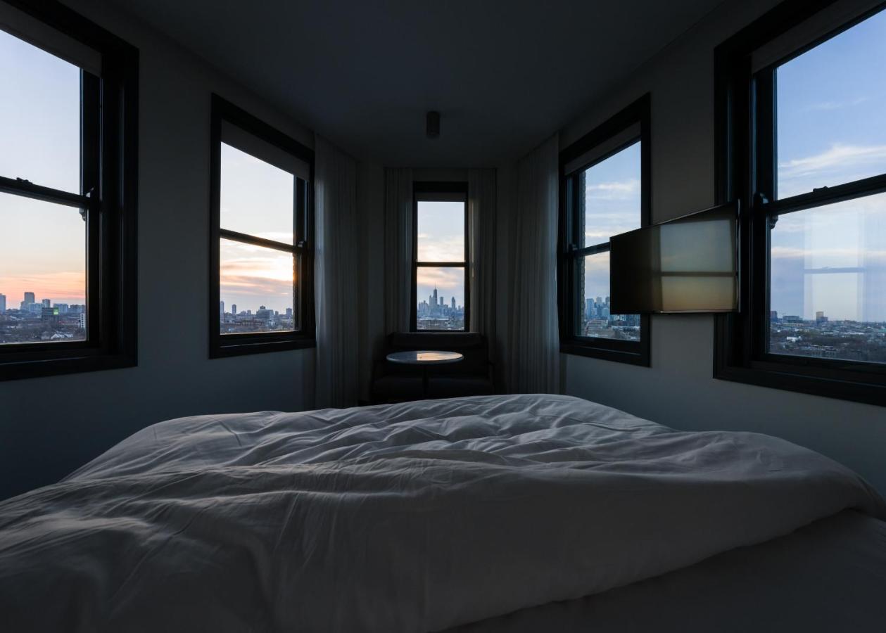 King Suite at The Robey, Chicago, a Member of Design Hotels