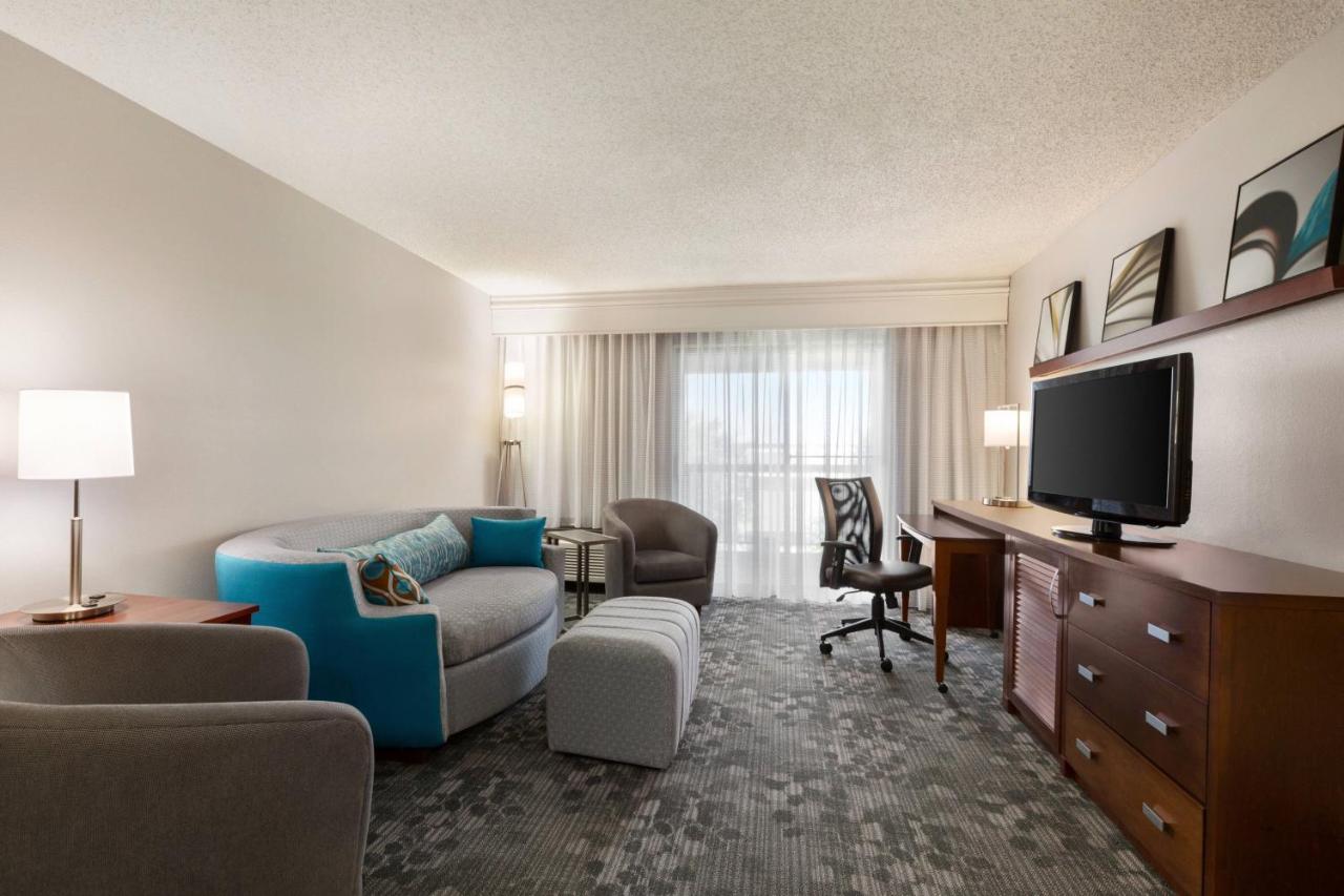| Courtyard by Marriott Lubbock