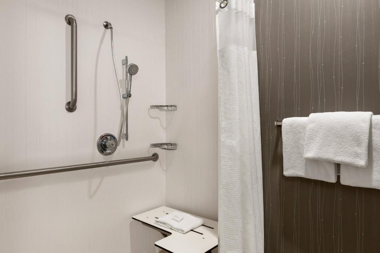 | Courtyard by Marriott Lubbock