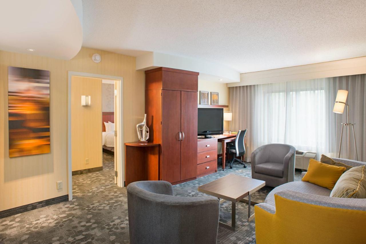  | Courtyard by Marriott Hanover Lebanon