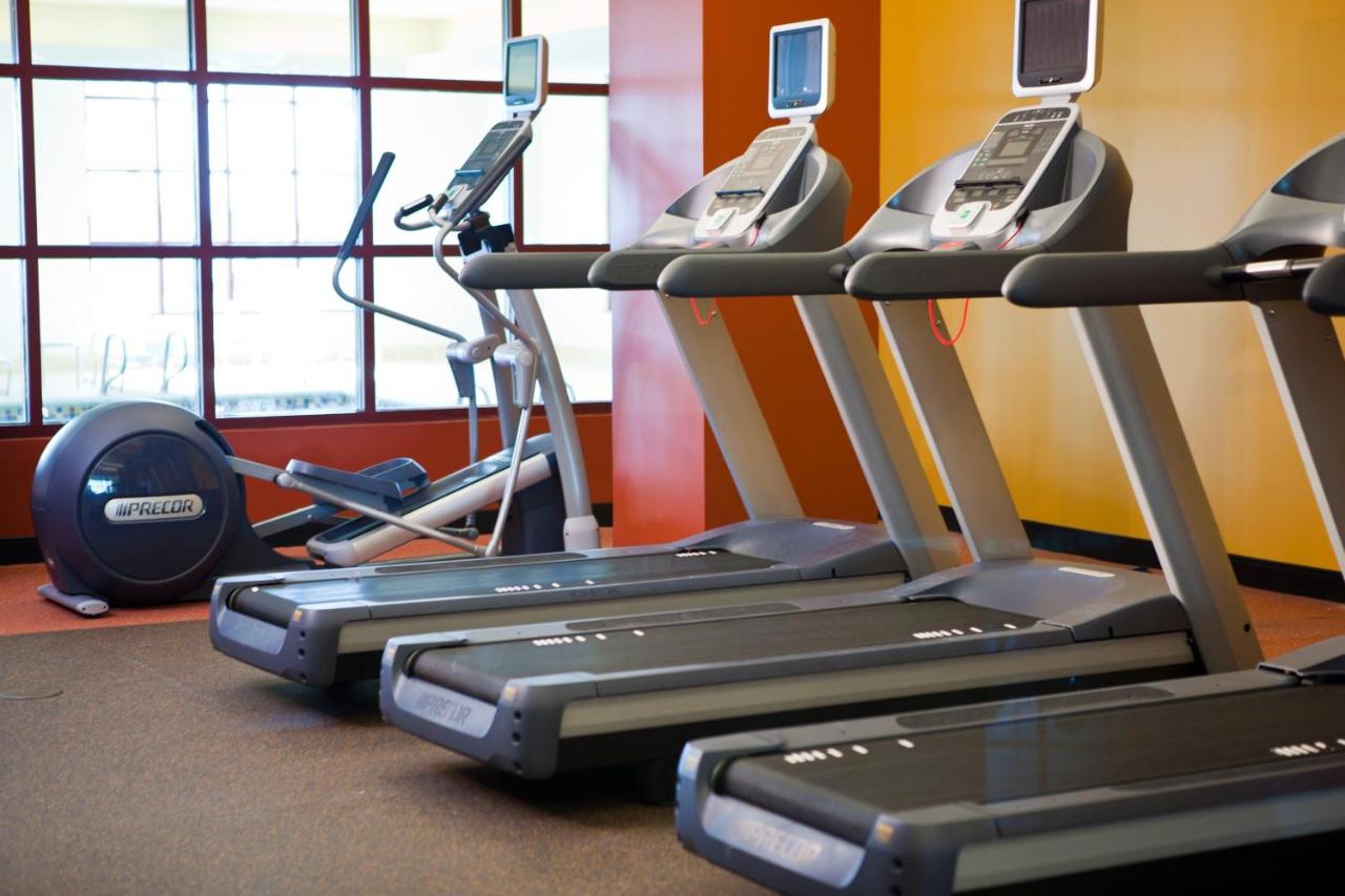 | Renaissance Tulsa Hotel & Convention Center