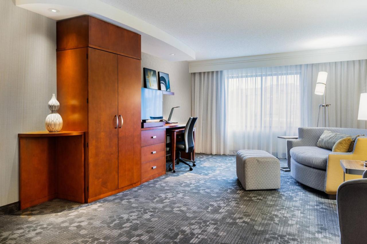  | Courtyard Marriott Denton
