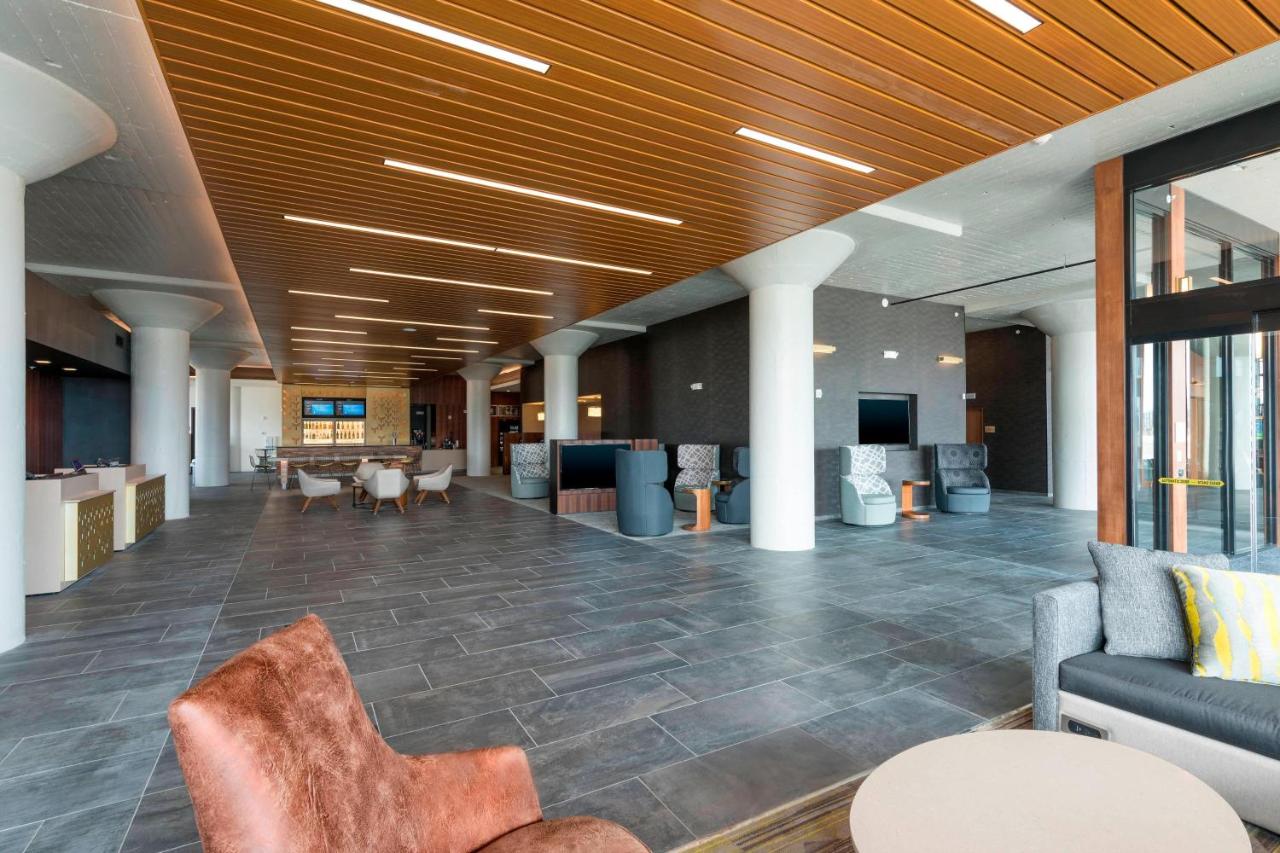 | Courtyard by Marriott Waterloo Cedar Falls