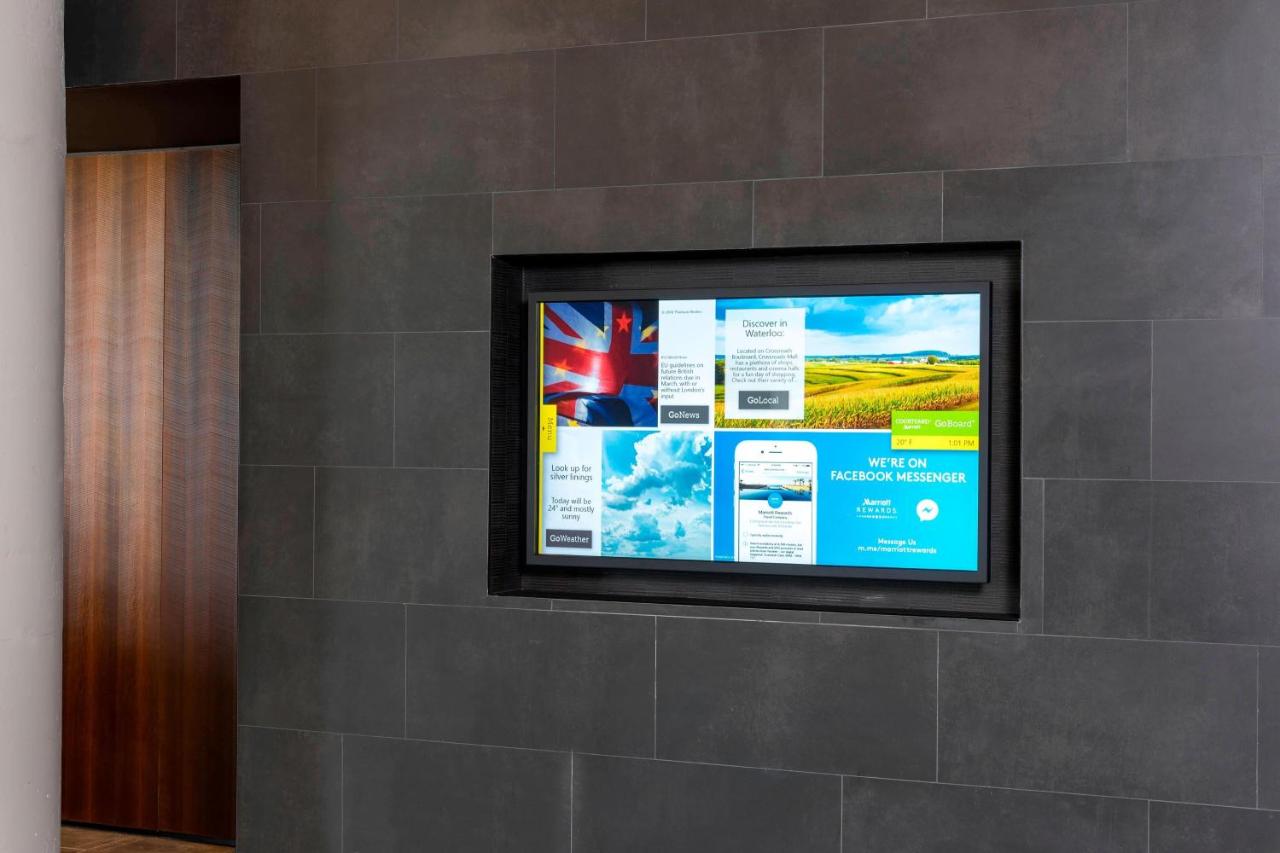 | Courtyard by Marriott Waterloo Cedar Falls