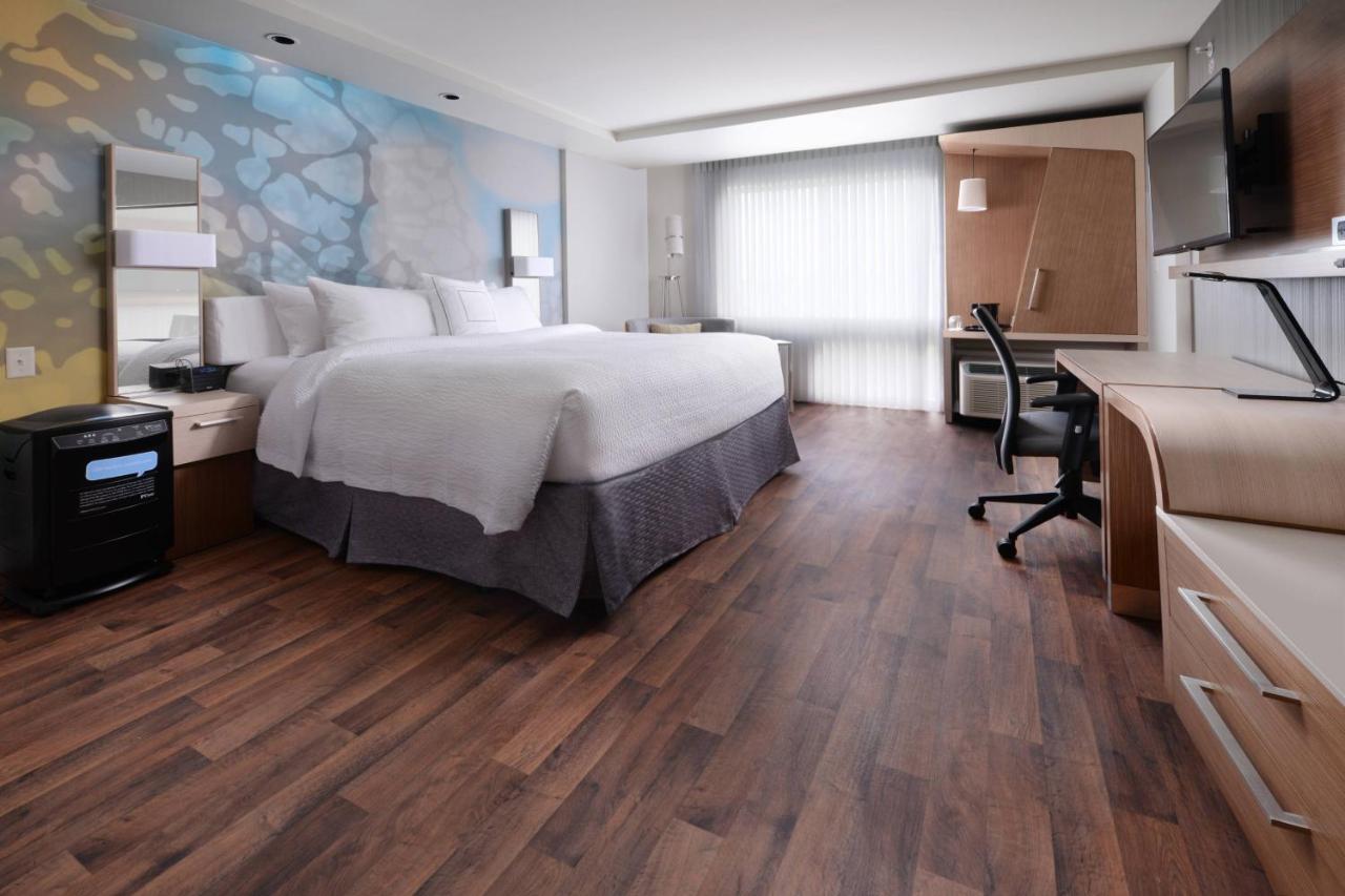 King Room - Allergy Free at Courtyard by Marriott Dallas Plano/The Colony