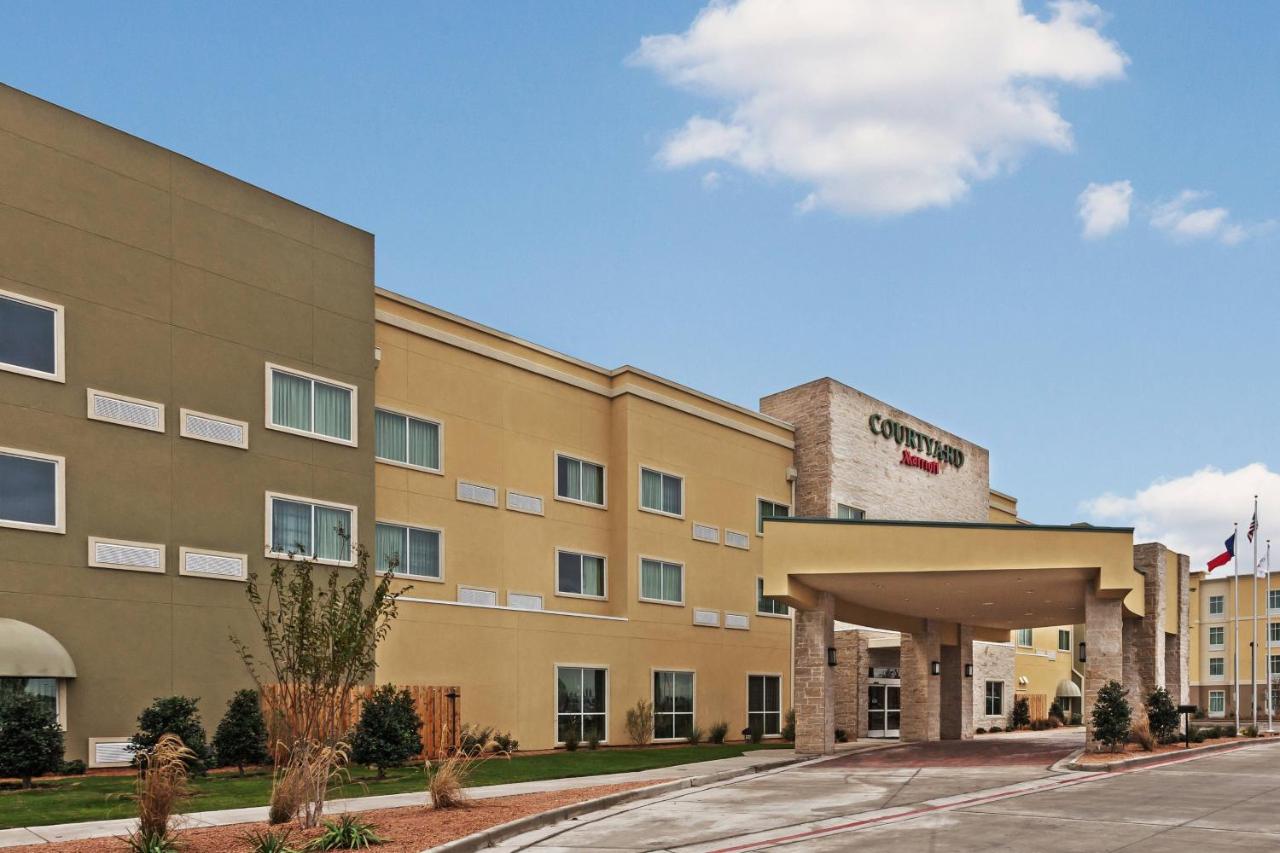 | Courtyard by Marriott Odessa