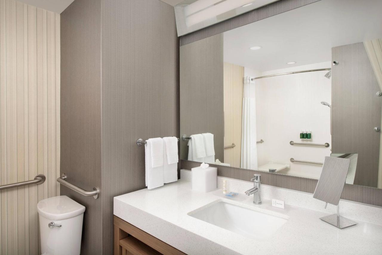 Guest room, 2 Queen, City view at Courtyard by Marriott Las Cruces at NMSU