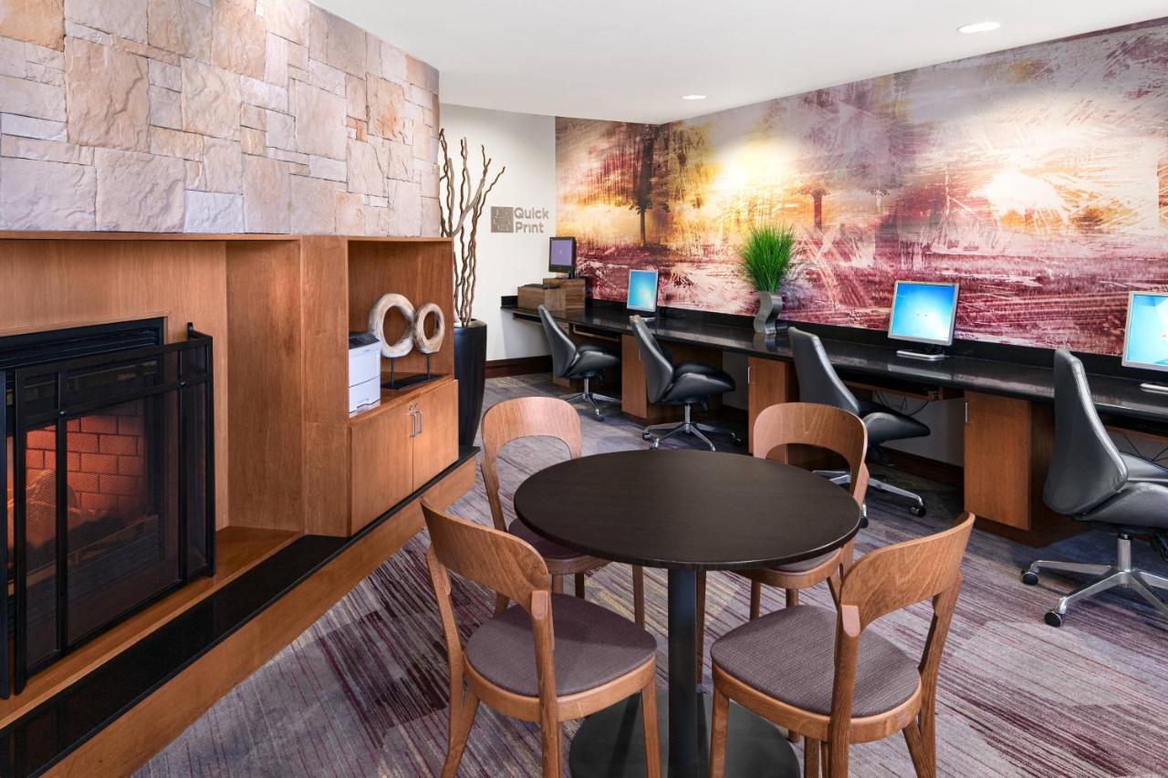 | Courtyard by Marriott Bethlehem Lehigh Valley/I-78