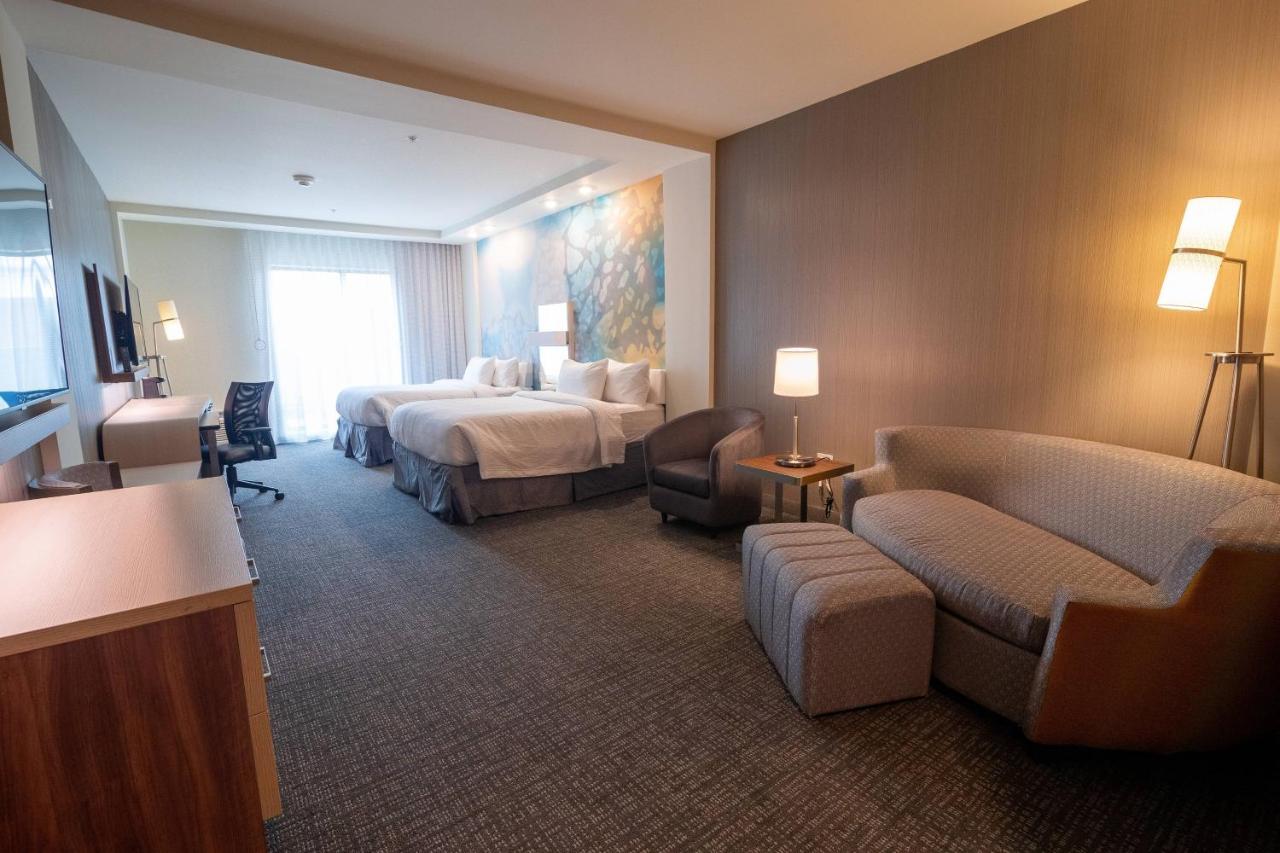 Suite, 2 Queen at Courtyard by Marriott Cartersville
